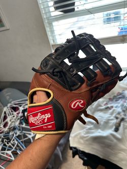 Rawlings Baseball Glove