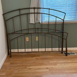 Antique Style Headboard And Footboard