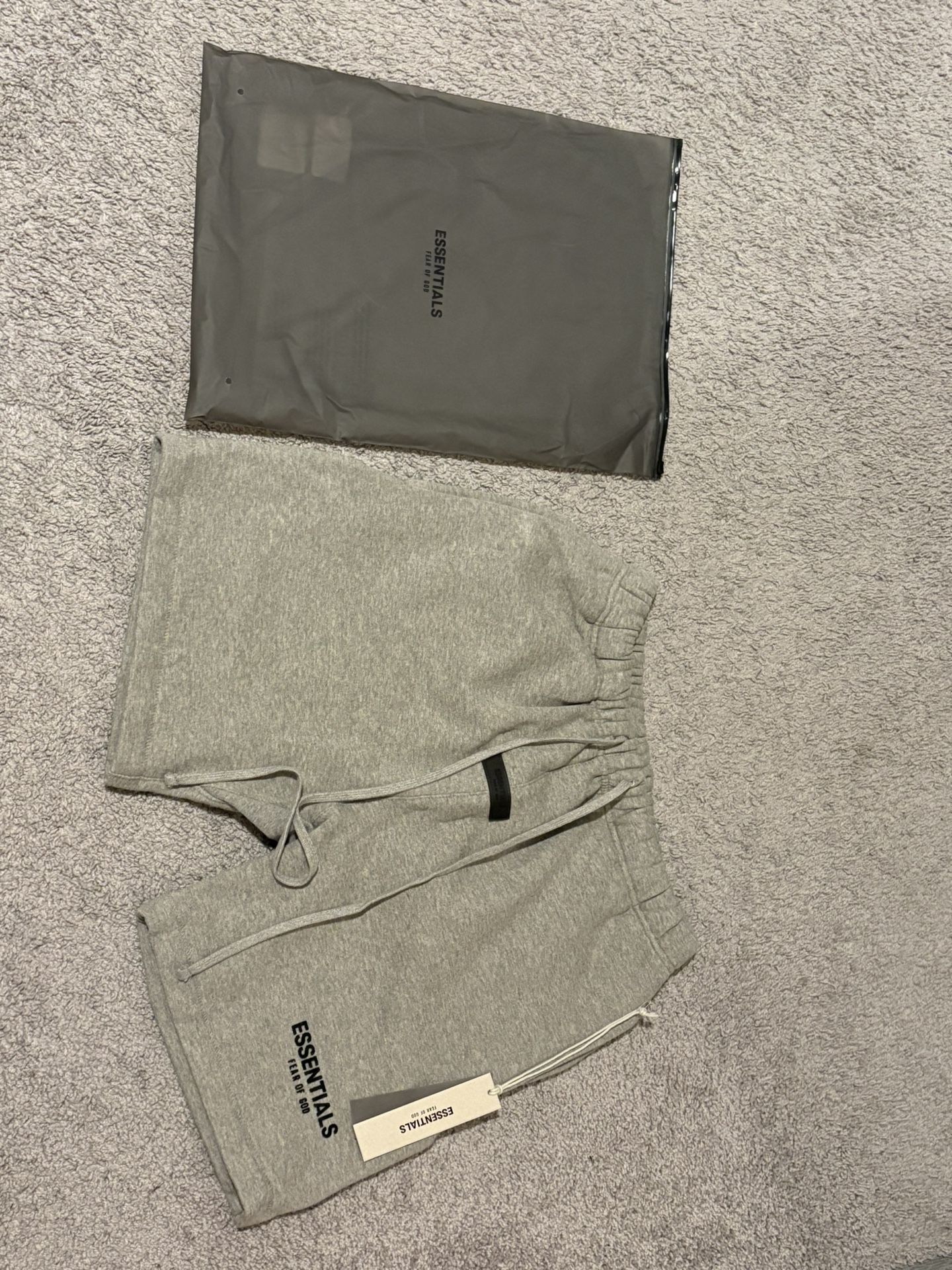 Dark Oatmeal Essential Shorts