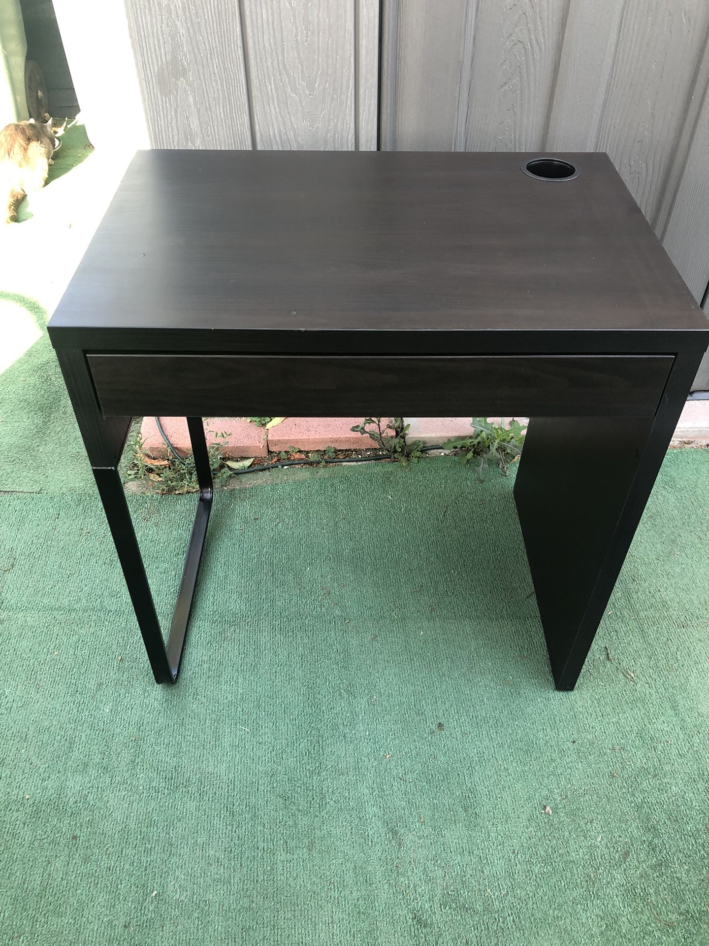 IKEA Micke Desk