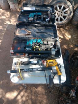 Atornillador makita 120