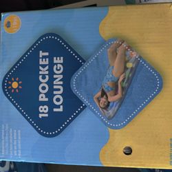 18 Pocket Lounge