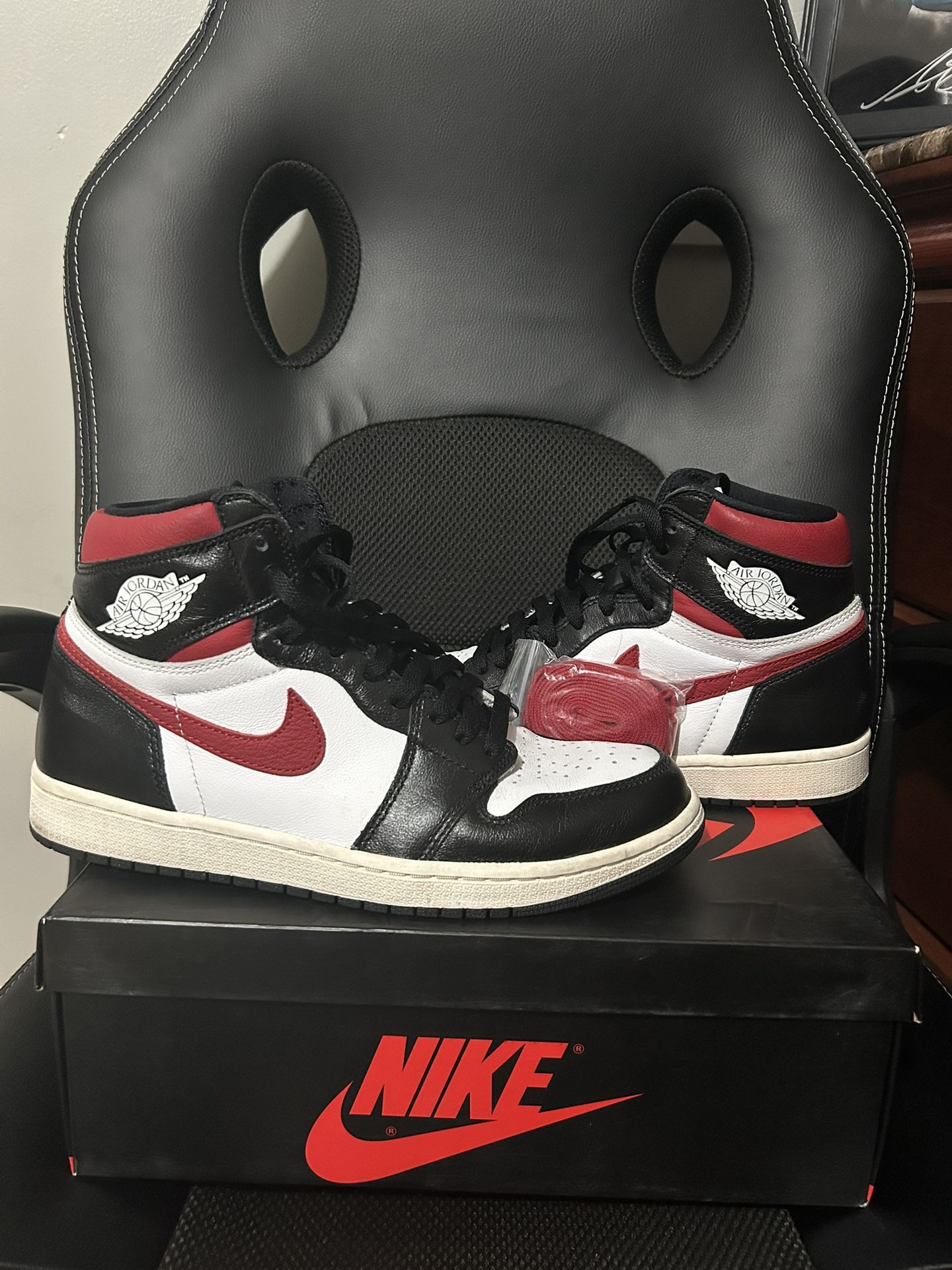 Air Jordan 1