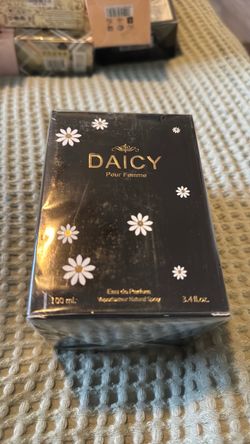 Daicy Pour Femme Eau de Parfum 100ml