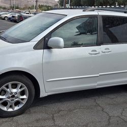 2006 Toyota Sienna