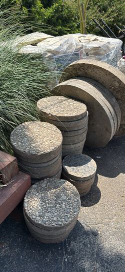 Landscape Stepping Stones / Pavers – Multiple Sizes