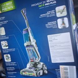 Bissell proheat Pet Carpet Shampooer 