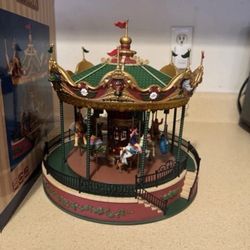 Lemax Carousel 