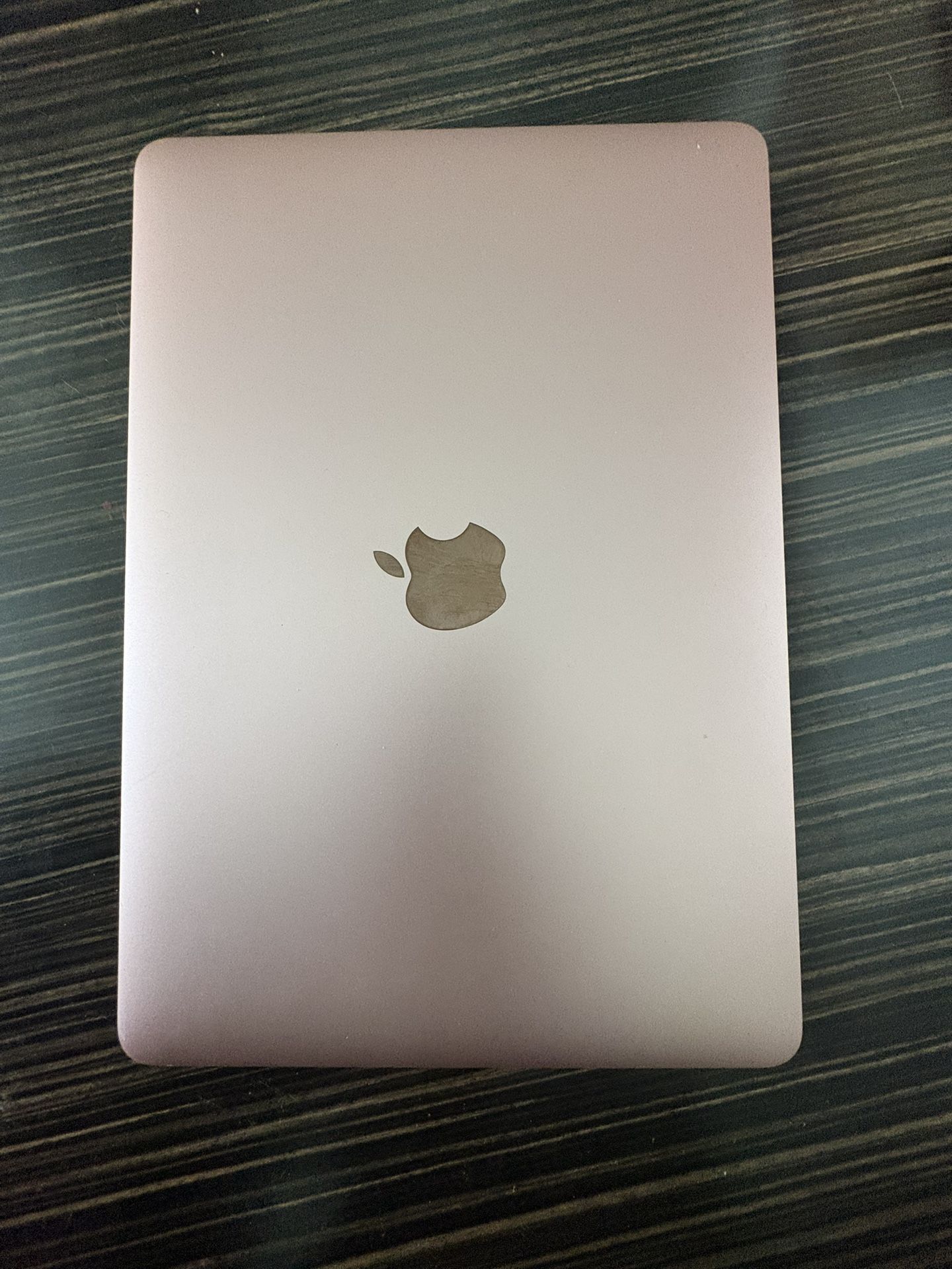 MacBook