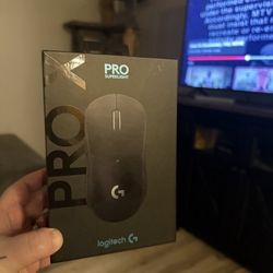 Pro X Superlight Wireless