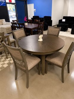 🍽️ New 5-Piece Gray Dining Table Set $10 Down