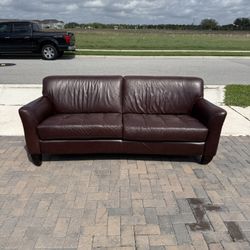 🛋️Real Leather Couch- Delivery Available 