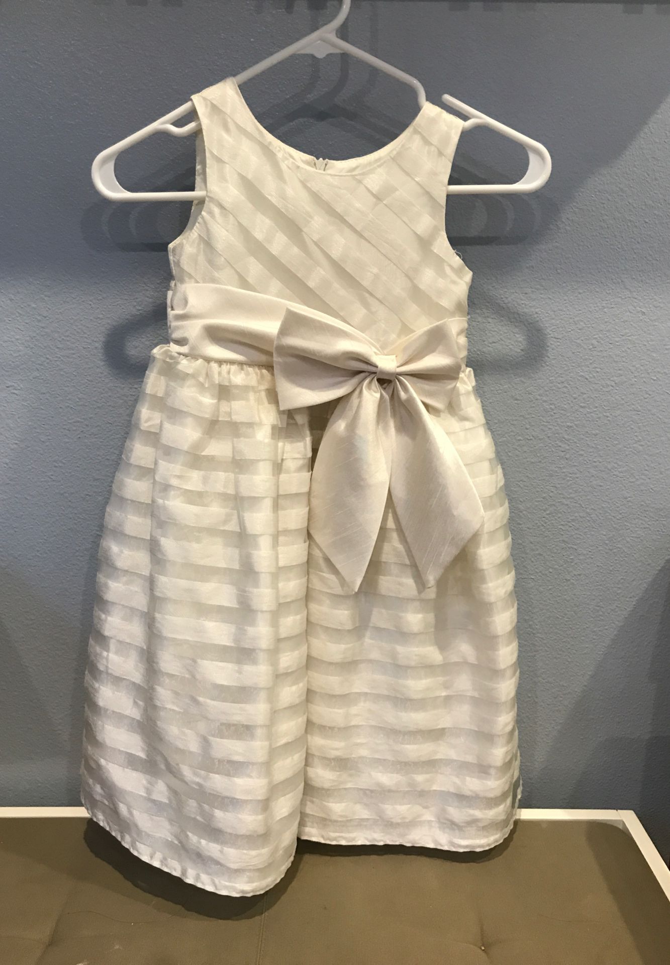 Flower girl dress