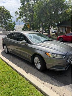 2013 Ford Fusion Hybrid