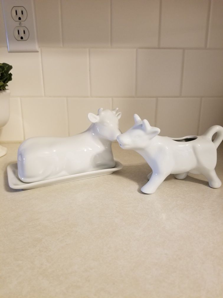 White cow butter dish and cow creamer