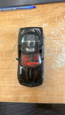 Collectible 1998 Chevrolet corvette die cast model