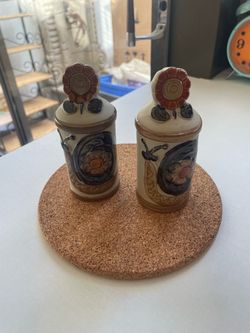 French vintage, hand-painted ceramic snail salt and pepper shakers