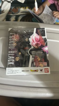 OG GOKOU BLACK SH FIGUARTS W/ EXTRAS