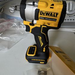 New Dewalt 1/2 compact impact wrench