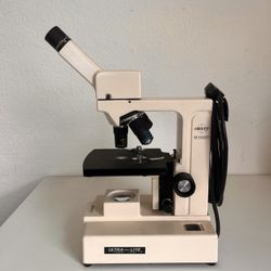 Swift M3500D Microscope