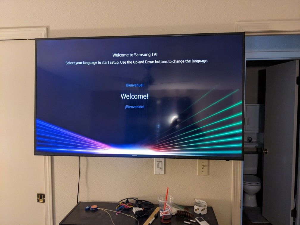 Samsung 60" 4K Smart TV Model un60ku6300 for Sale in Manitou Springs