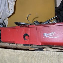 Milwaukee stackable tray