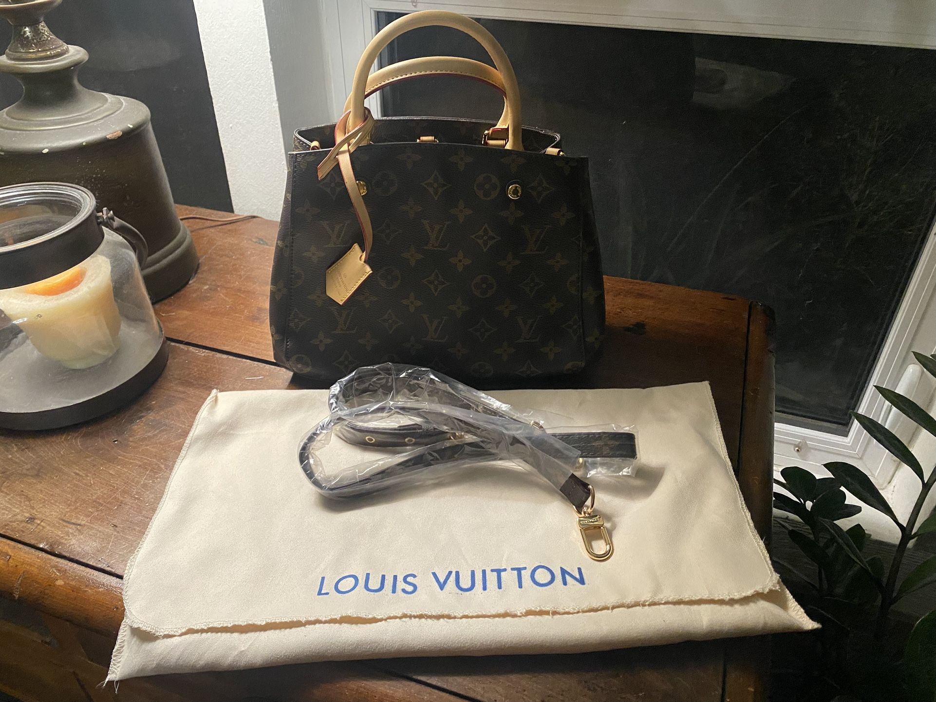 Louis Vuitton Monogram Montaigne MM Women’s Handbag - Excellent Condition