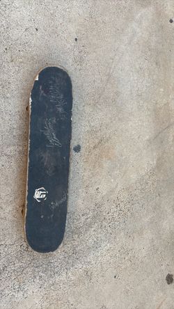 Tony hawk, Daniel Castillo and Brian Anderson signed skate board