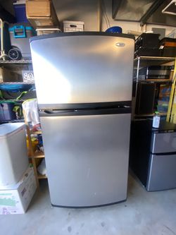 Whirlpool 22 cu. ft. Top Mount Refrigerator