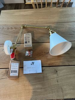 Wall sconce light fixture