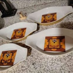 Vintage Japanese Stoneware Baking Dishes Set
