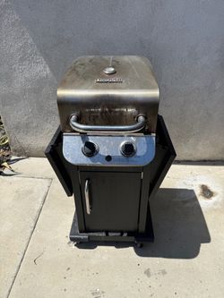 Free for pickup: Charbroil Propane Grill