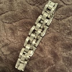 Men’s Bracelet - Titanium Silver Brushed Look