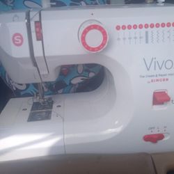 SINGER Vivo 1004 Create Repair 23 Stitch Sewing Machine W/ AC Adapter Foot Pedal
