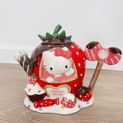 Hello Kitty Teapot