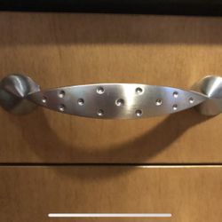 Dresser Drawer Handle Pulls, Set Of 8, Used In Great Condition.