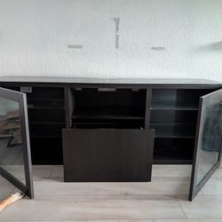 TV Bench With Drawers