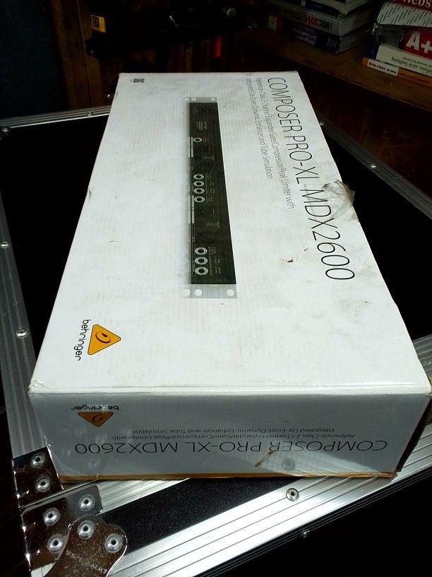 BEHRINGER COMPOSERPRO-XL