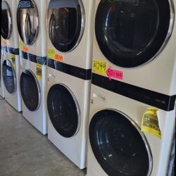 LG ThinQ WashTower Single Unit Front Load Washer 4.5 Cubic Feet Dryer 7.4 Cubic Feet