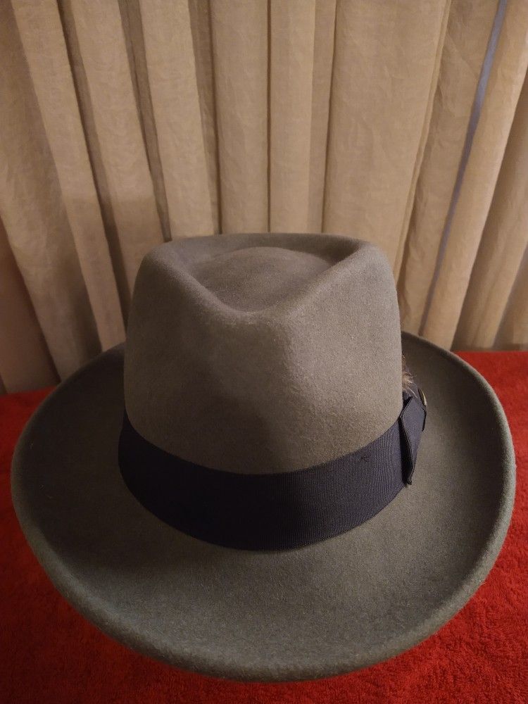 Very Handsome Fedora Hat 100% Wool