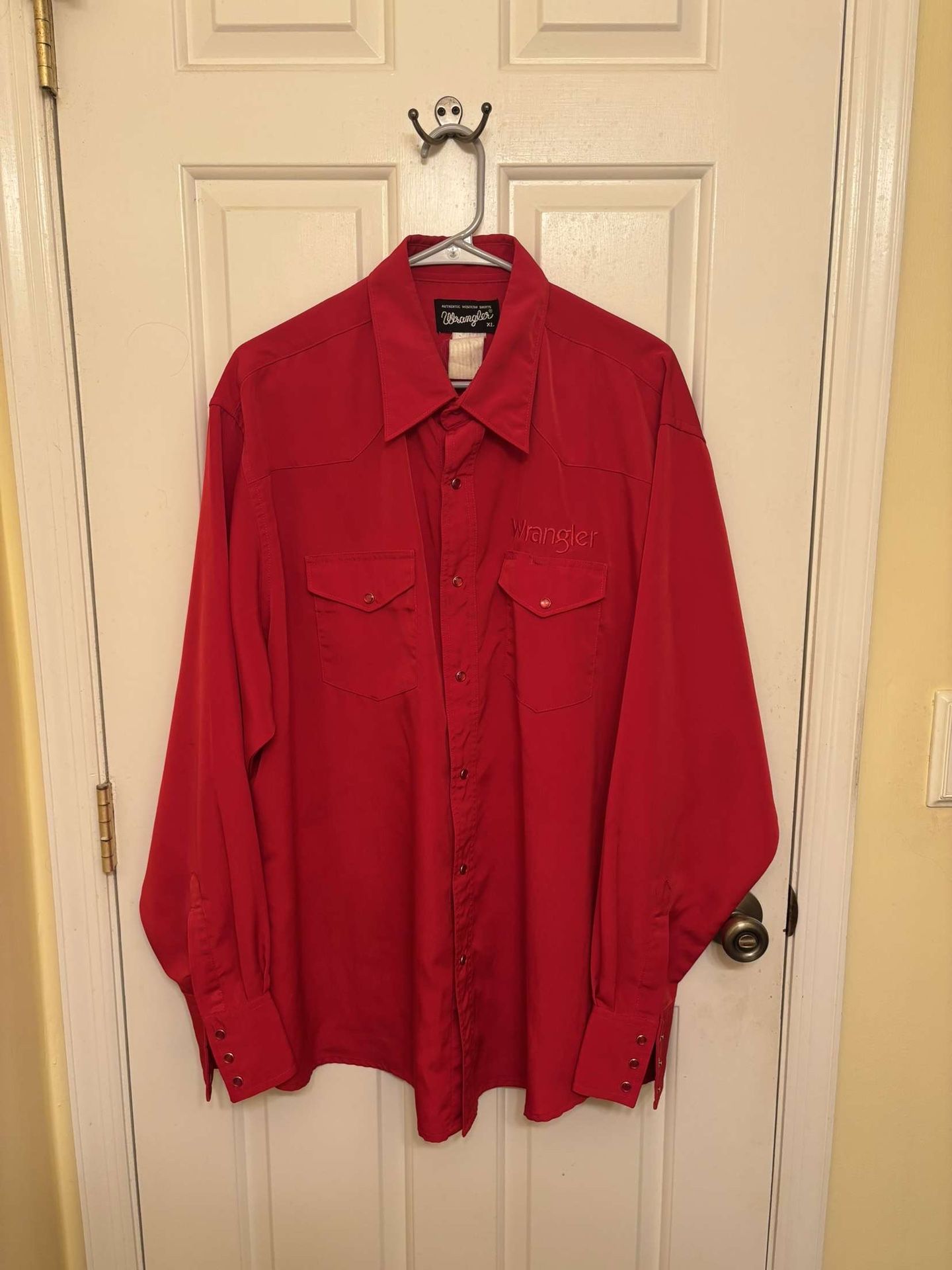Wrangler Vibrant Red Bull Riding Casual Button Down Western Shirt