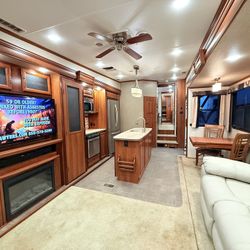 2016 Redwood Sequoia 38MBS