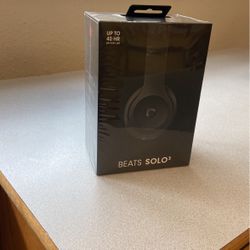 Beats Solo³ Bluetooth Wireless On-Ear Headphones (Black)