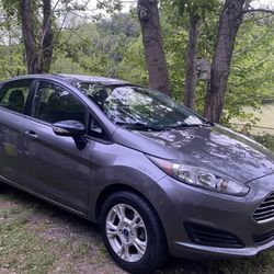 2014 Ford Fiesta