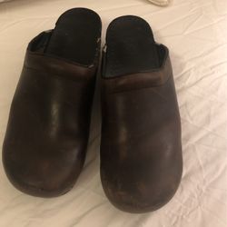 DANSKO WOMENS OILED BROWN 10
