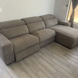 3 piece sectional (grey)