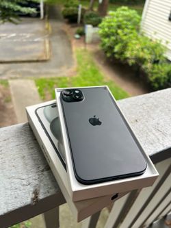 iPhone 15 Plus Black 128GB Unlocked