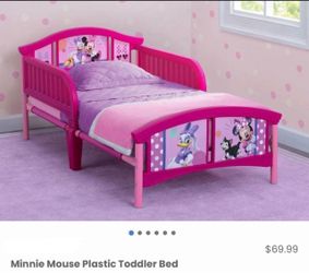New:Disney Minnie Mouse  Toddler Bed