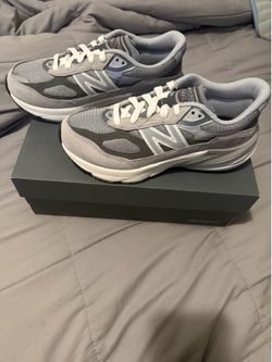 New Balance FuelCell 990 v6