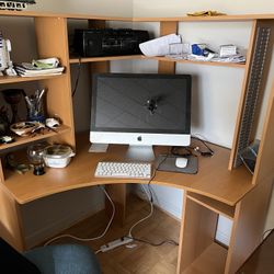 Corner Desk With Hutch